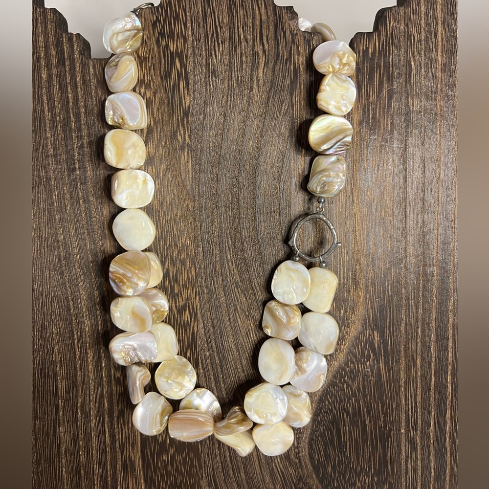 Silpada Vintage N1825 Ivory and Brown Mother of Pearl & Sterling Silver Necklace